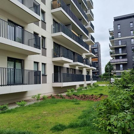 Apple Apartments - Gdanska Prywatne Miejsce Parkingowe Łódź Buitenkant foto